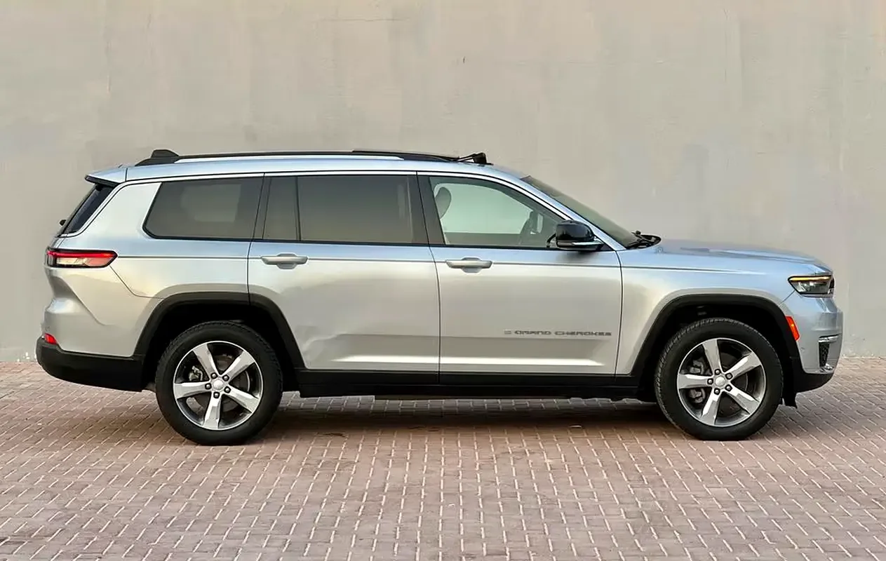 Jeep Grand Cherokee 3.6 AT RWD (297 حصان) - 2