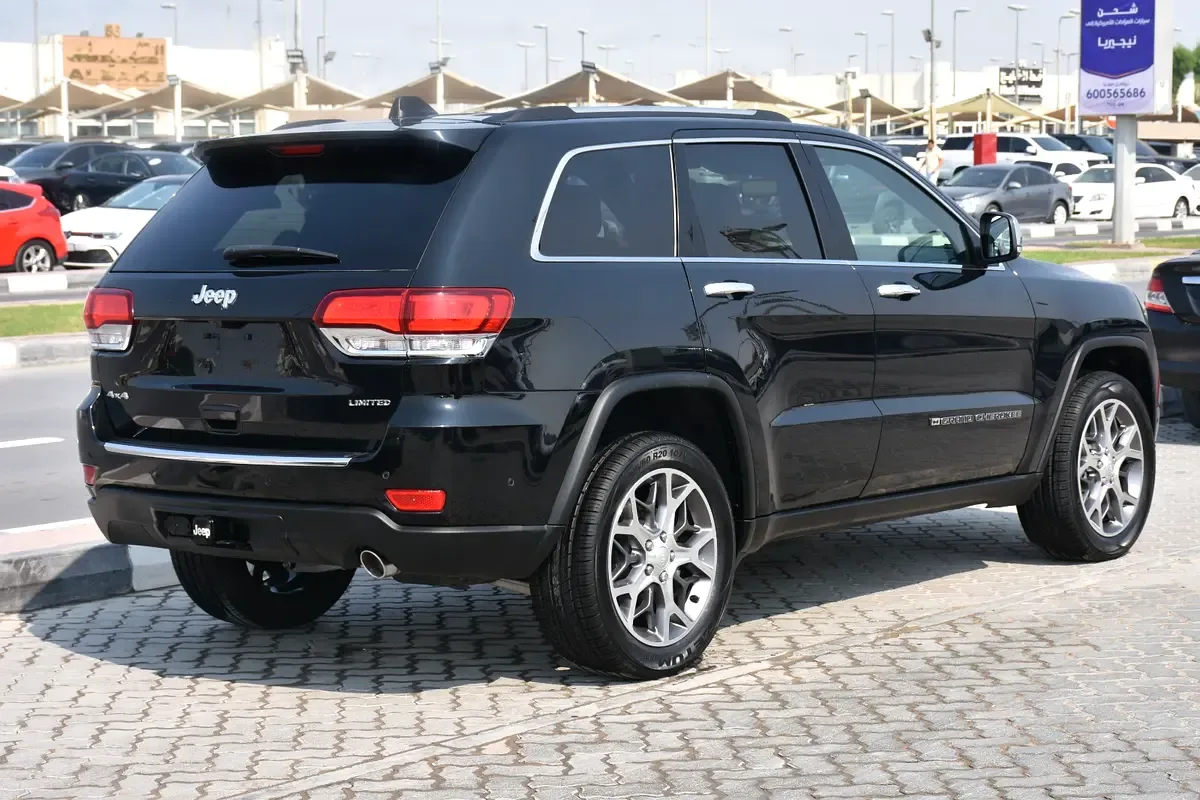 Jeep Grand Cherokee 3.6 AT RWD (297 حصان) - 5