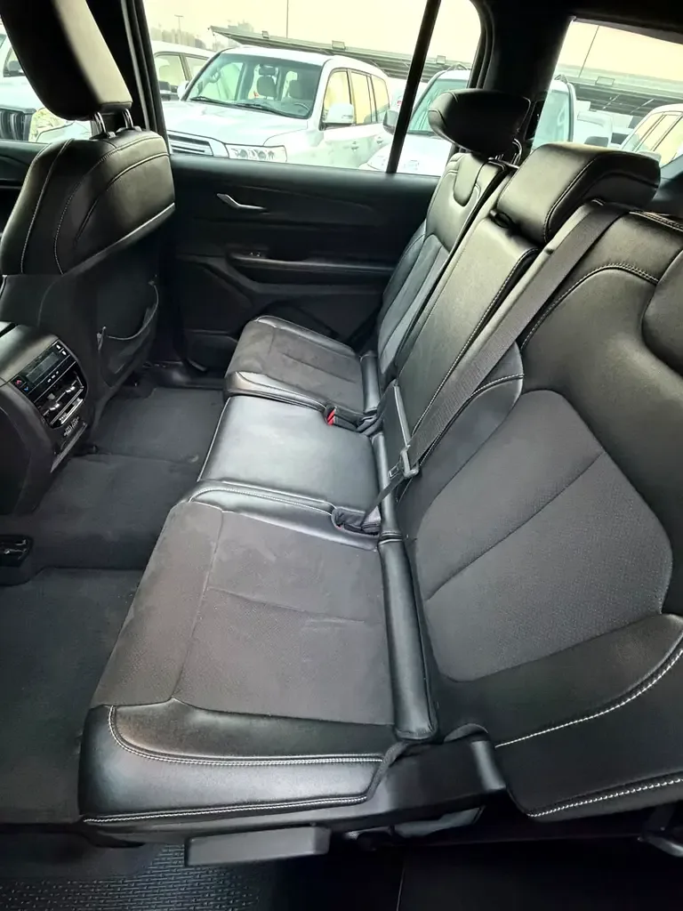 Jeep Grand Cherokee 3.6 AT RWD (297 hp) - 11