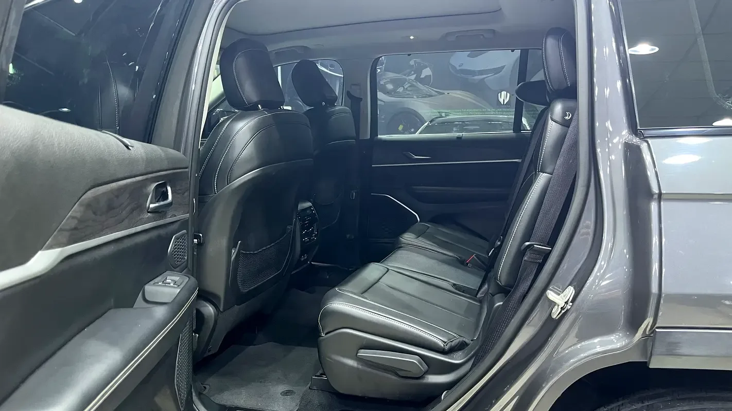 Jeep Grand Cherokee 3.6 AT RWD (297 حصان) - 15