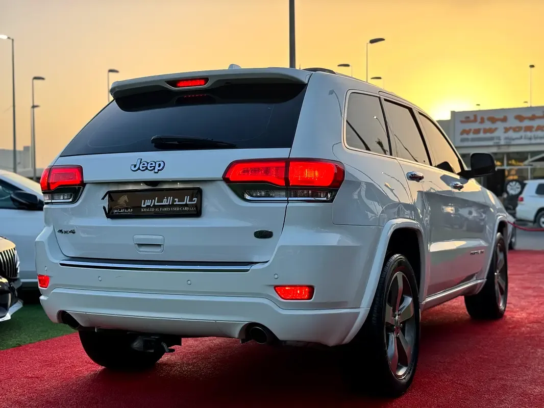 Jeep Grand Cherokee 5.7 Hemi AT AWD (347 hp) - 8