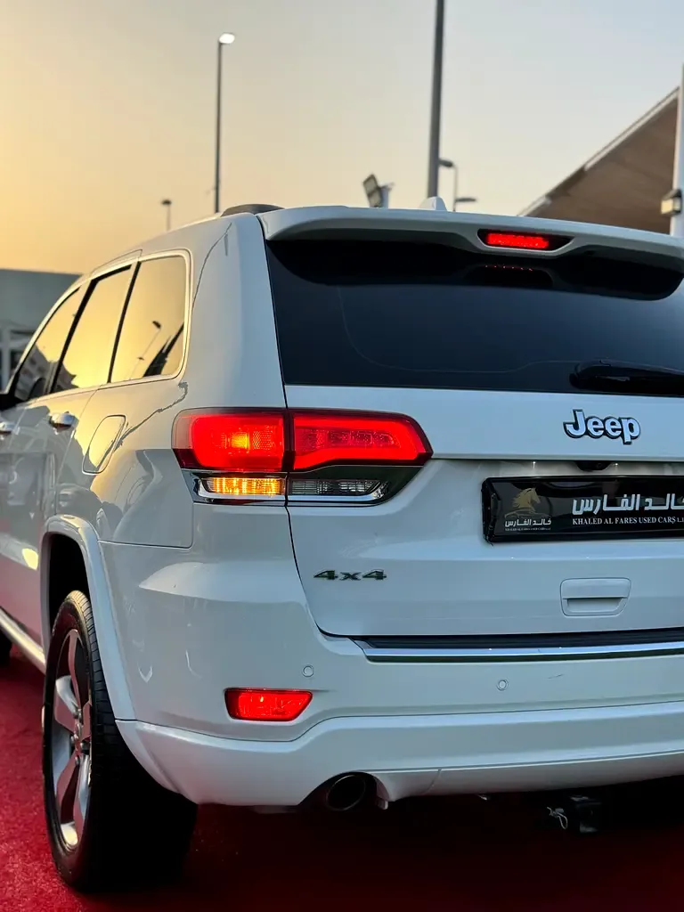 Jeep Grand Cherokee 5.7 Hemi AT AWD (347 hp) - 10