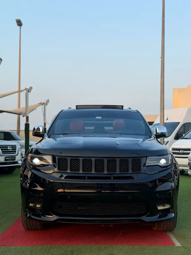 Jeep Grand Cherokee 5.7 Hemi AT AWD (347 حصان) - 2