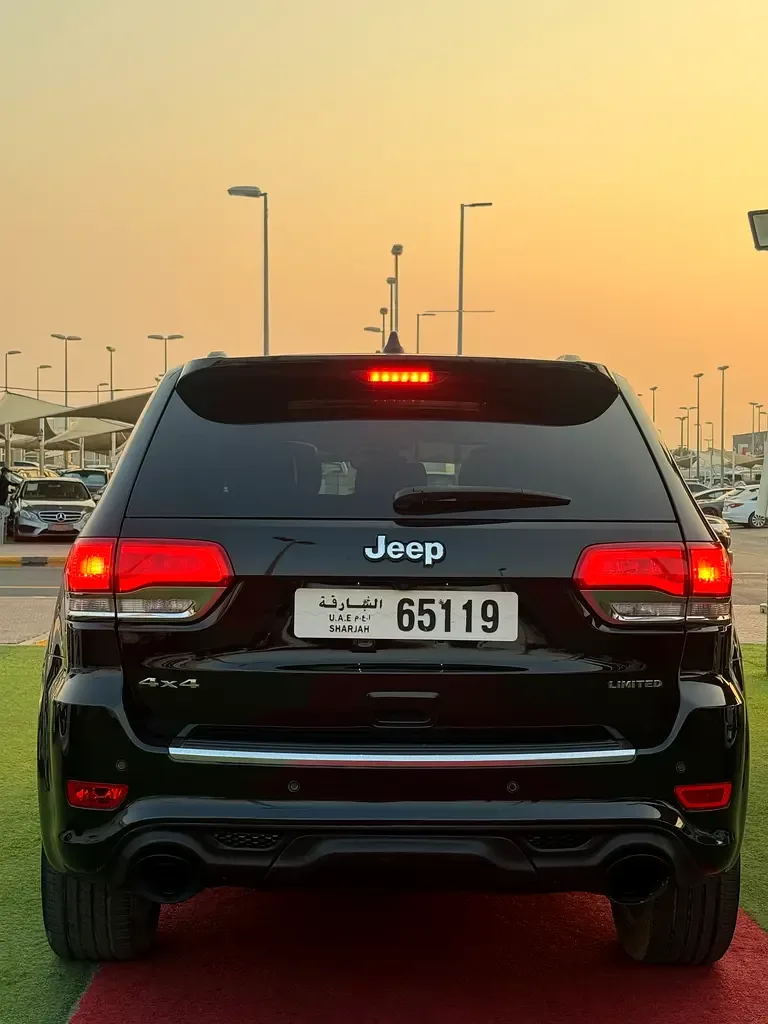 Jeep Grand Cherokee 5.7 Hemi AT AWD (347 حصان) - 4