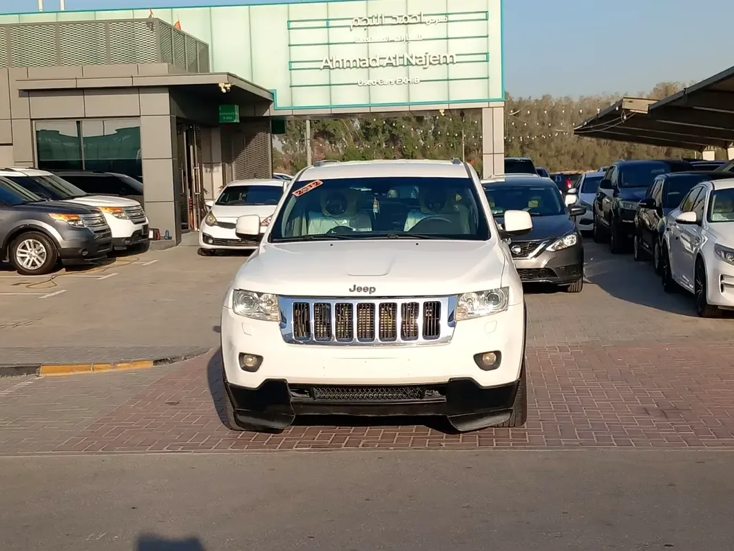 Jeep Grand Cherokee 6.4 AT AWD (468 hp)