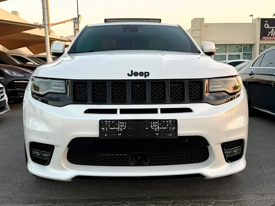 Jeep Grand Cherokee 6.4 AT AWD (468 hp)
