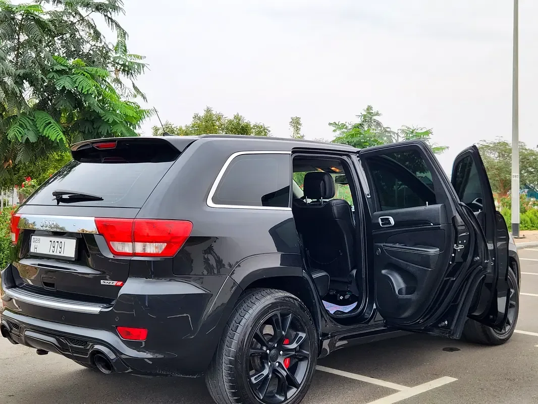 Jeep Grand Cherokee 6.4 AT AWD (468 hp) - 3