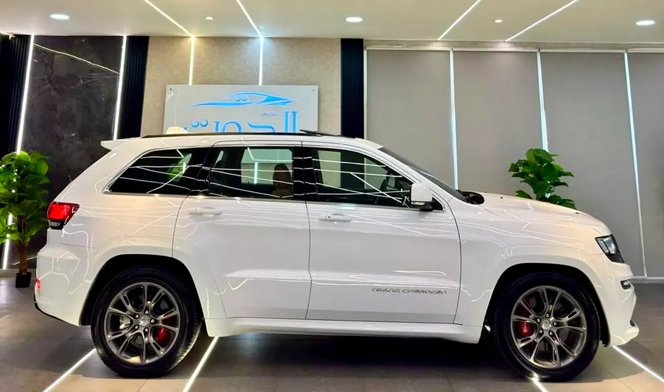 Jeep Grand Cherokee 6.4 AT AWD (468 hp) - 12