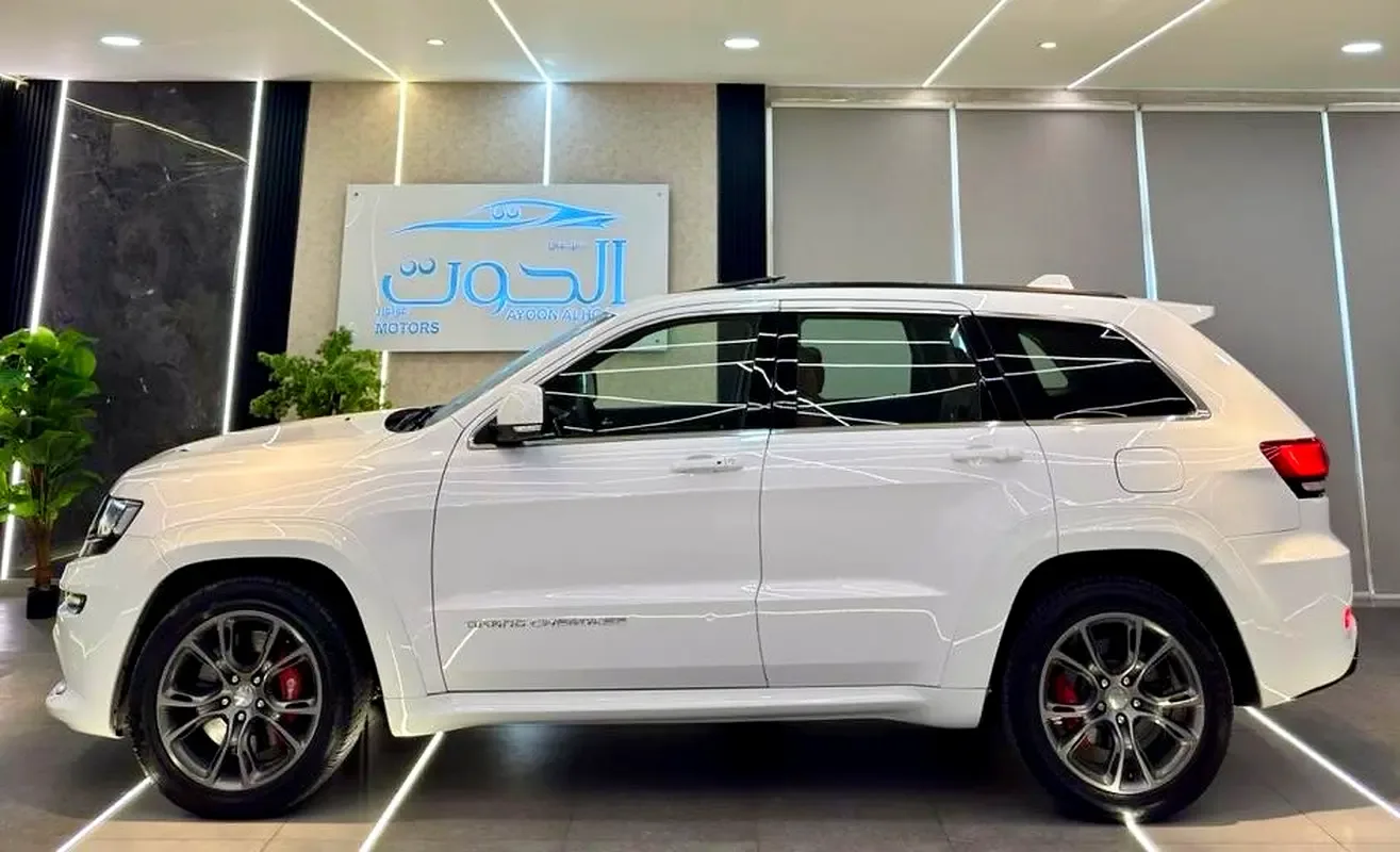 Jeep Grand Cherokee 6.4 AT AWD (468 hp) - 13