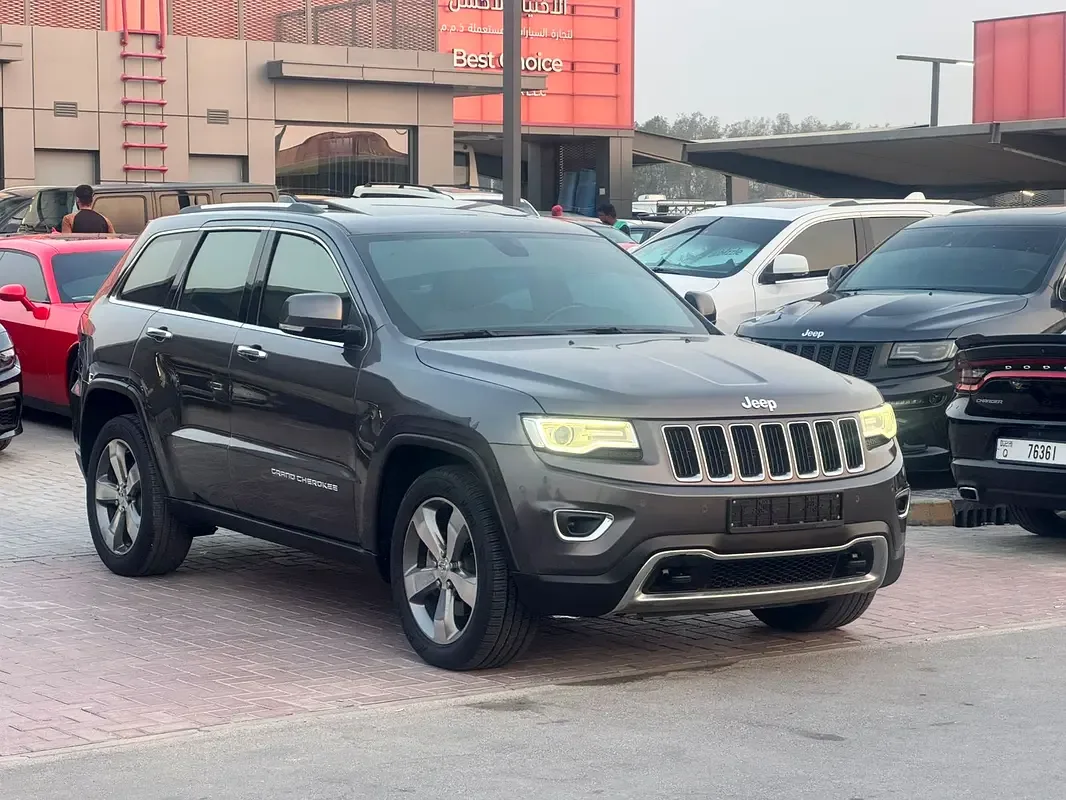 Jeep Grand Cherokee 6.4 Hemi AT AWD (468 hp) - 2