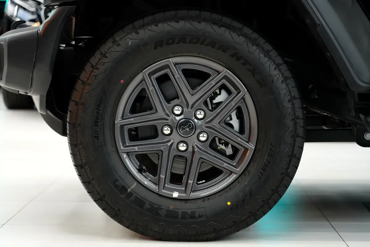 Jeep Wrangler 2.0 AT 4WD (272 hp) - 6