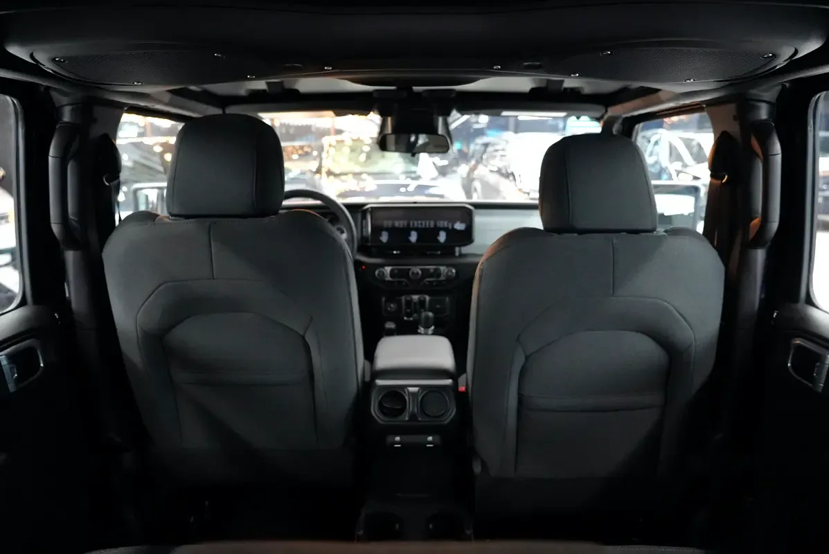 Jeep Wrangler 2.0 AT 4WD (272 hp) - 17
