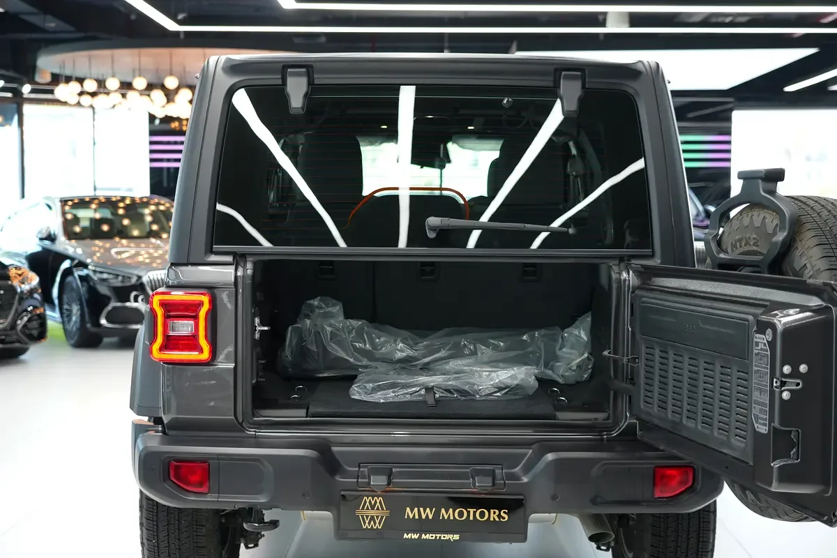 Jeep Wrangler 2.0 AT 4WD (272 hp) - 6