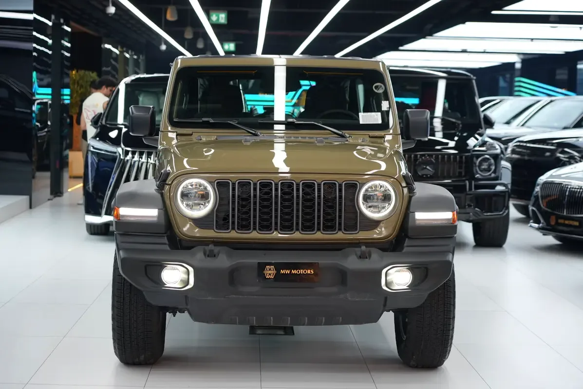 Jeep Wrangler 2.0 AT 4WD (272 حصان) - 2