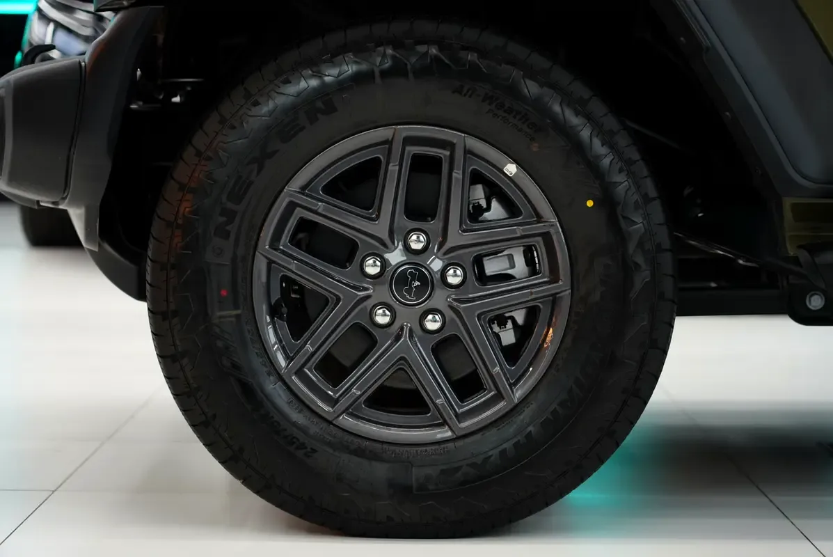 Jeep Wrangler 2.0 AT 4WD (272 حصان) - 7