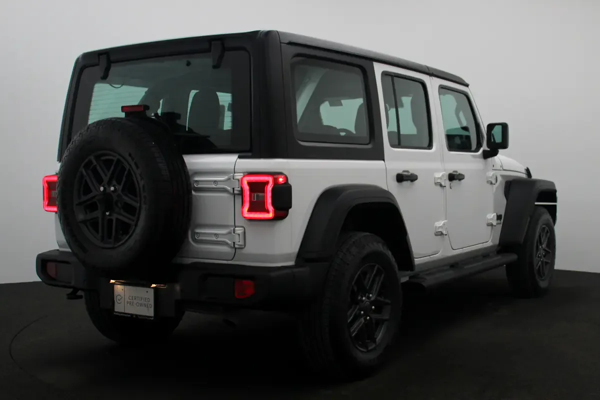 Jeep Wrangler 2.0 AT 4WD (272 hp) - 2