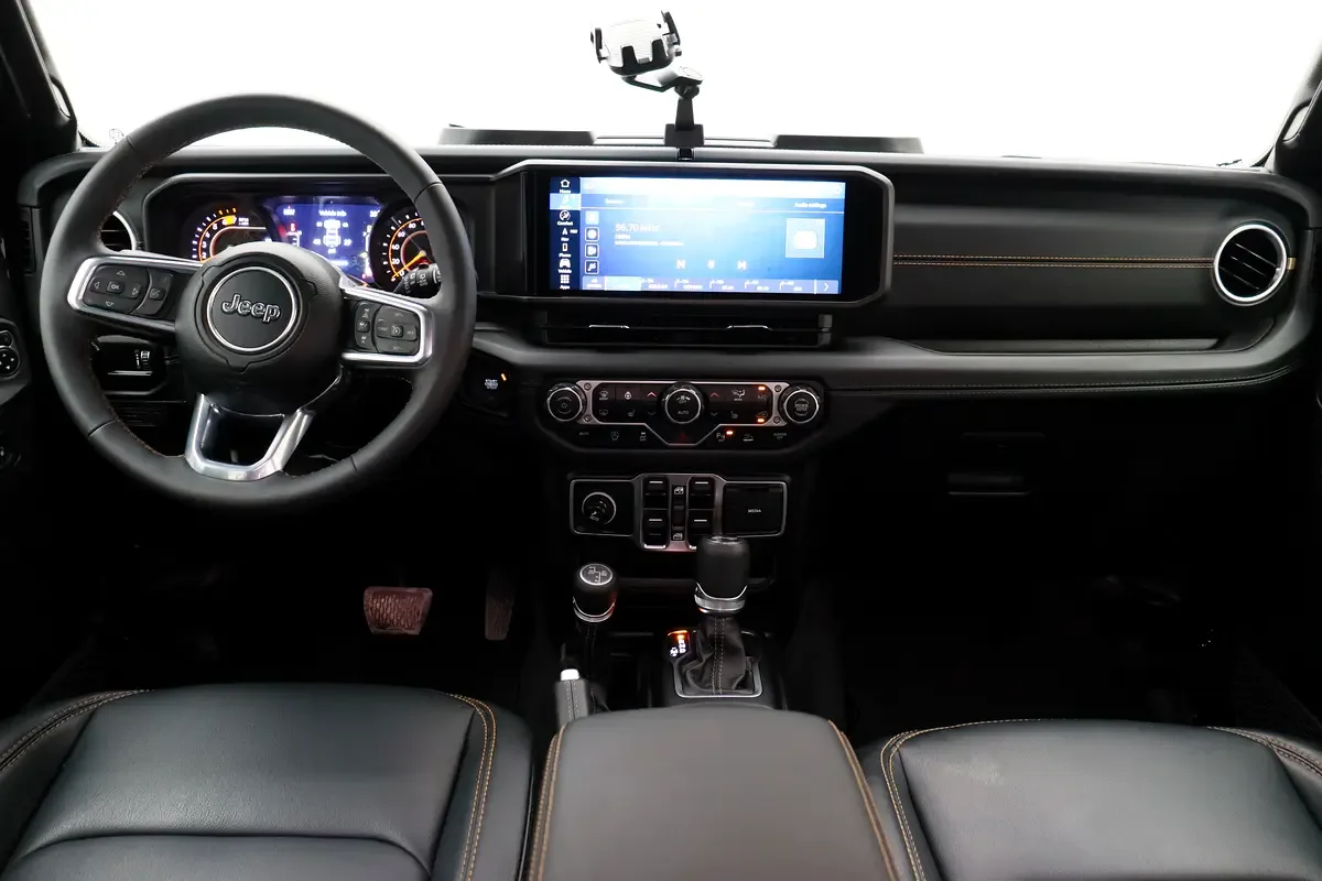 Jeep Wrangler 2.0 AT 4WD (272 حصان) - 10