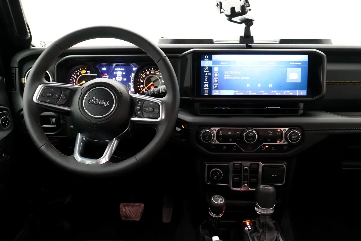 Jeep Wrangler 2.0 AT 4WD (272 حصان) - 11