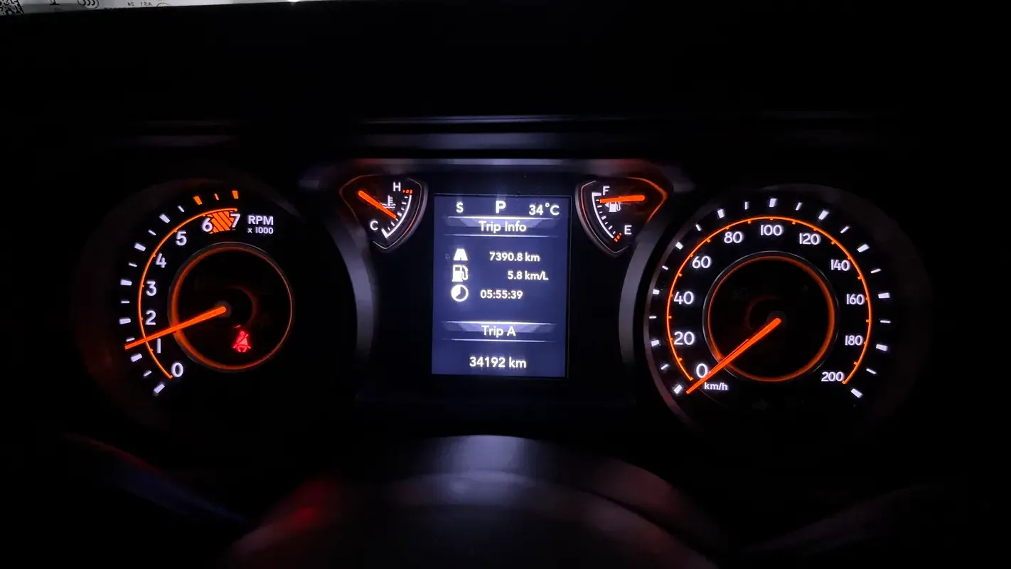 Jeep Wrangler 2.0 AT 4WD (272 hp) - 9