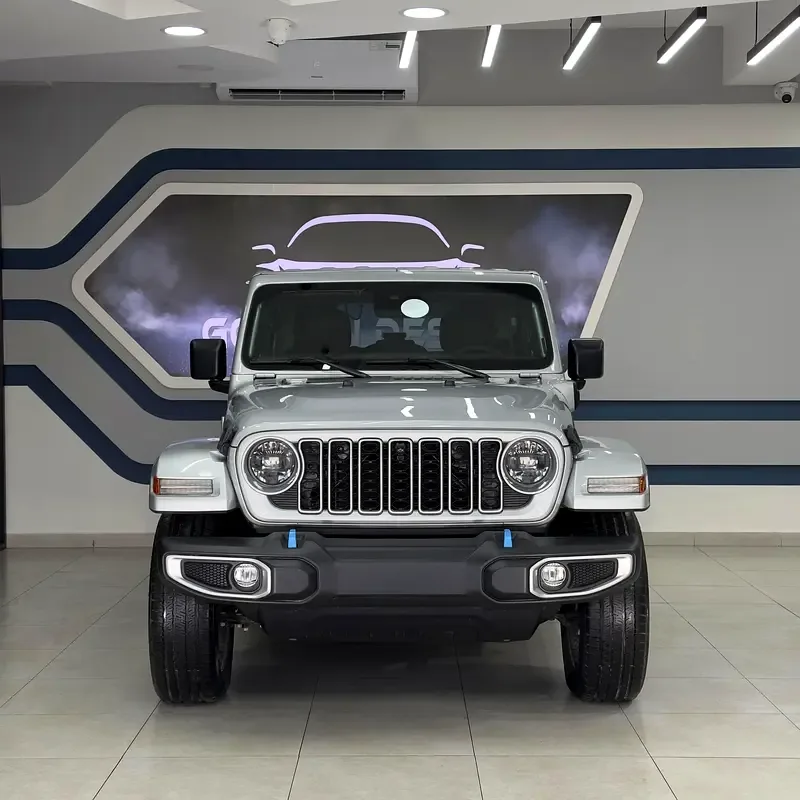 Jeep Wrangler 2.0 AT 4WD (381 حصان) - 2