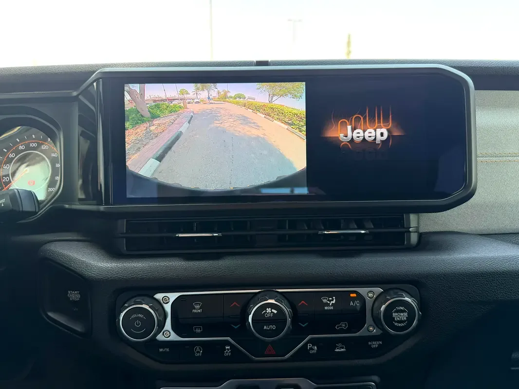 Jeep Wrangler 2.0 AT AWD (272 حصان) - 16