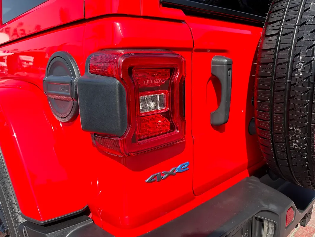 Jeep Wrangler 2.0 AT AWD (272 hp) - 6