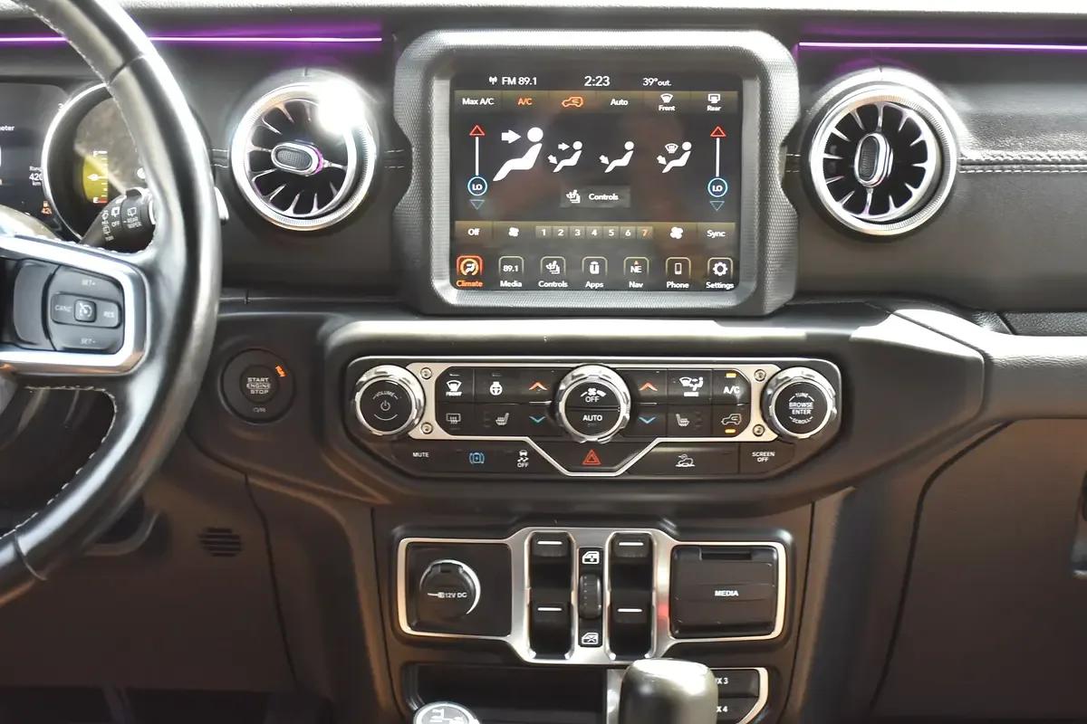 Jeep Wrangler 2.0 AT AWD (381 hp) - 11