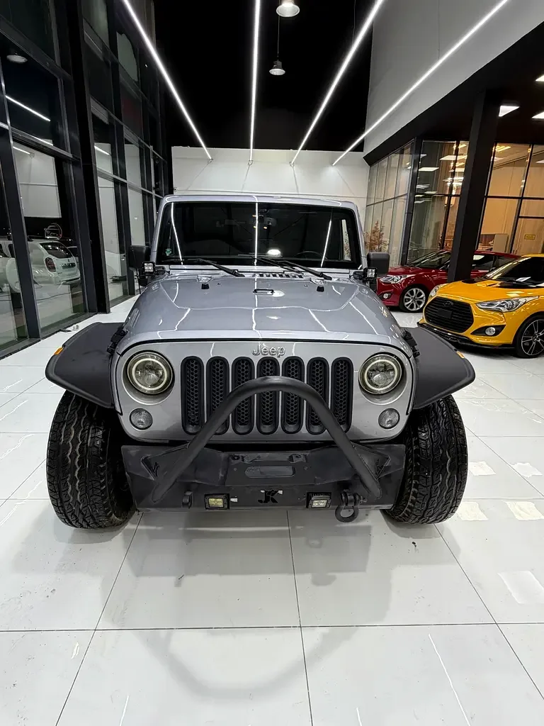 Jeep Wrangler 3.6 AT (284 hp)