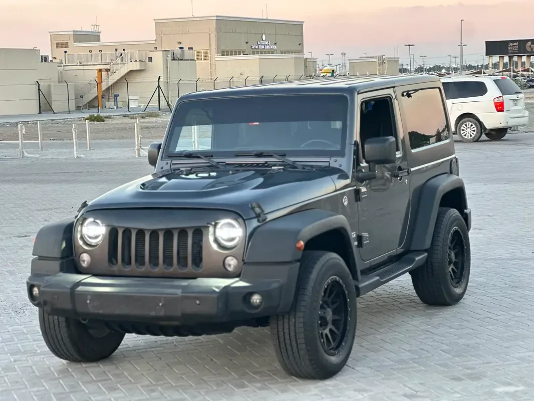 Jeep Wrangler 3.6 AT (284 حصان) - 4