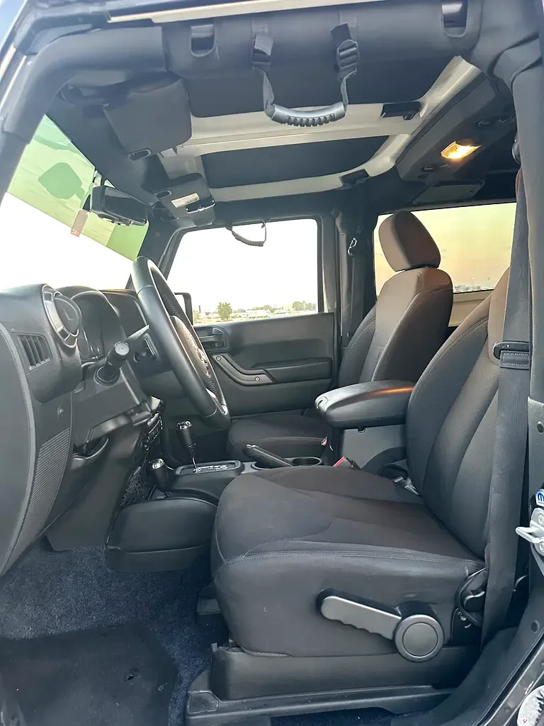 Jeep Wrangler 3.6 AT (284 حصان) - 17