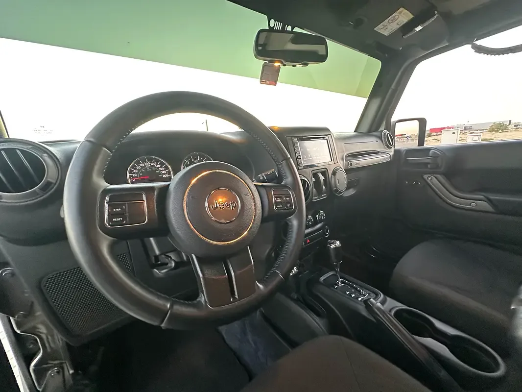 Jeep Wrangler 3.6 AT (284 حصان) - 16