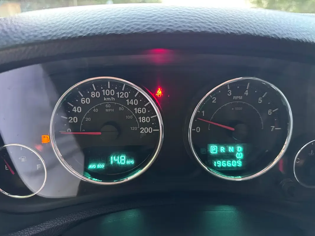 Jeep Wrangler 3.6 AT (284 حصان) - 10