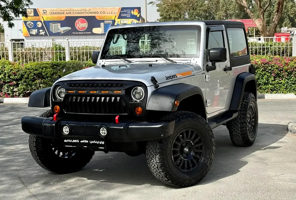 Jeep Wrangler 3.6 AT (284 حصان) - 2
