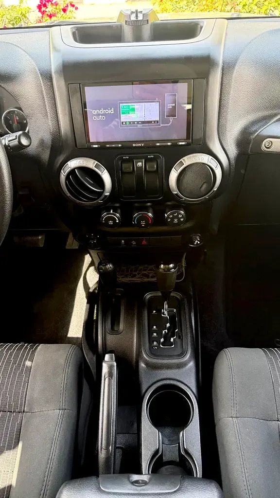 Jeep Wrangler 3.6 AT (284 حصان) - 17