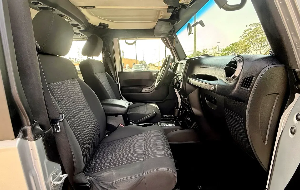 Jeep Wrangler 3.6 AT (284 حصان) - 20