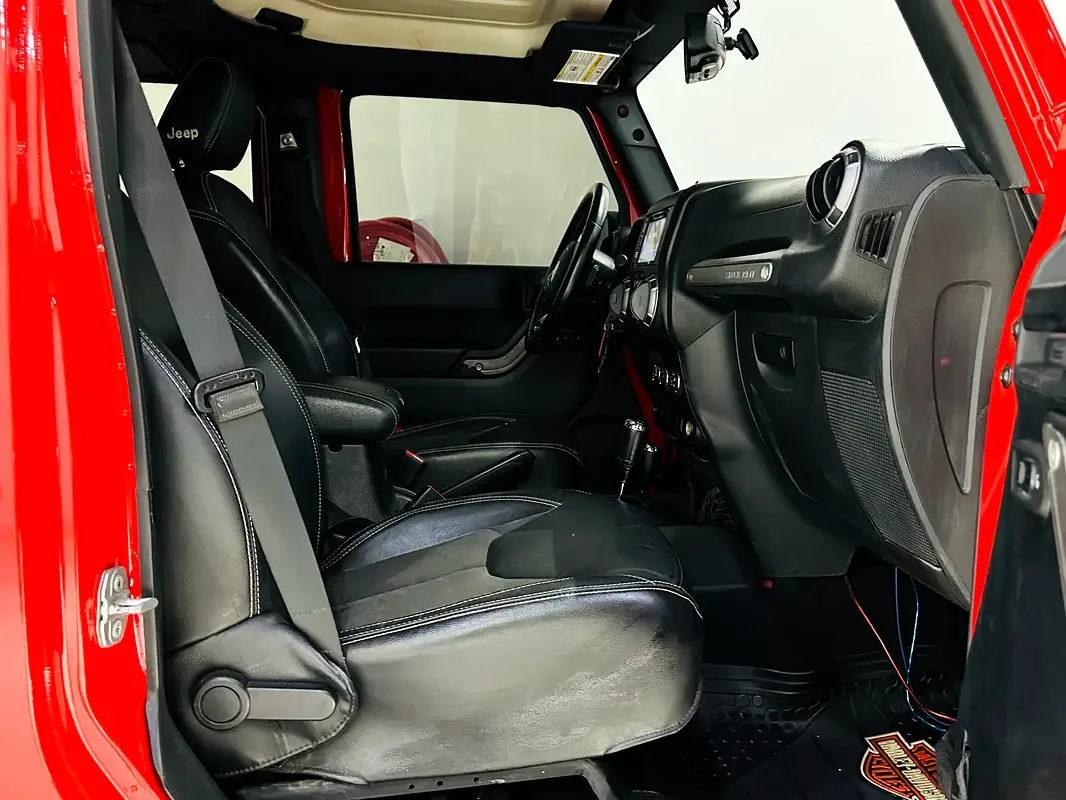 Jeep Wrangler 3.6 AT (284 حصان) - 14