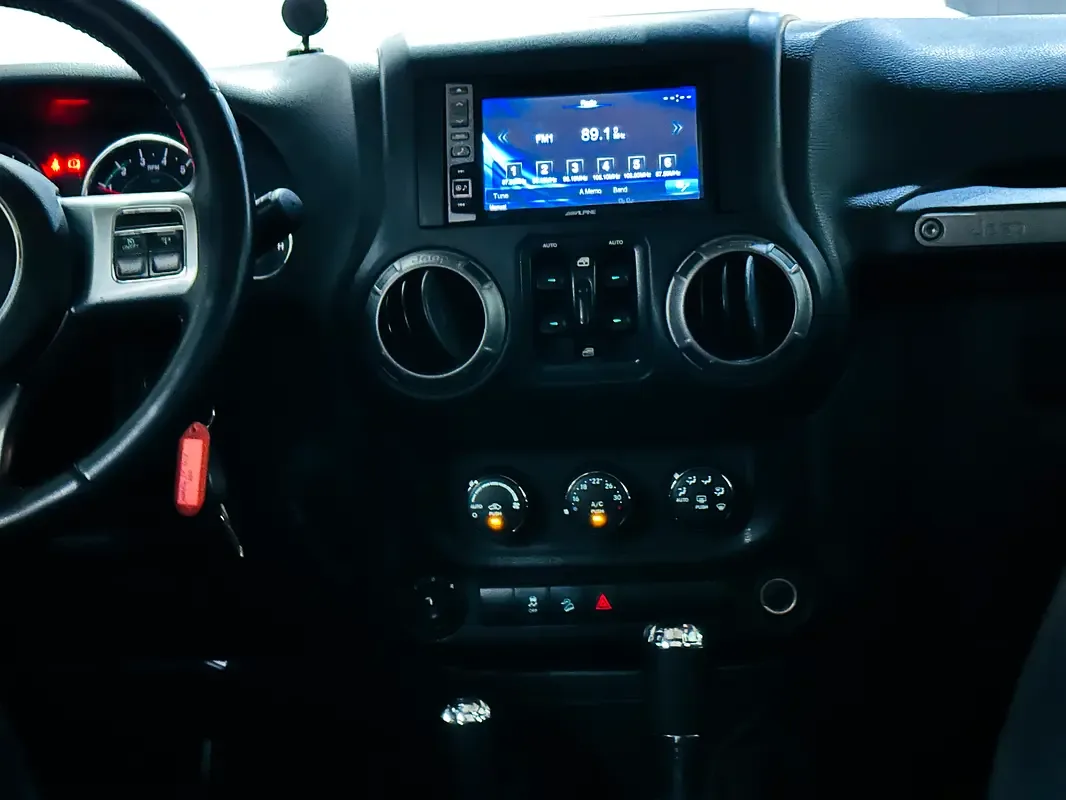 Jeep Wrangler 3.6 AT (284 حصان) - 15