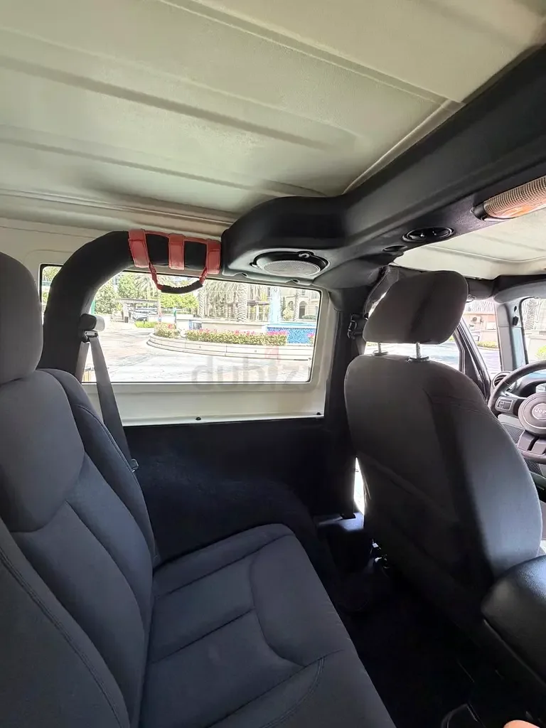 Jeep Wrangler 3.6 AT (284 hp) - 12
