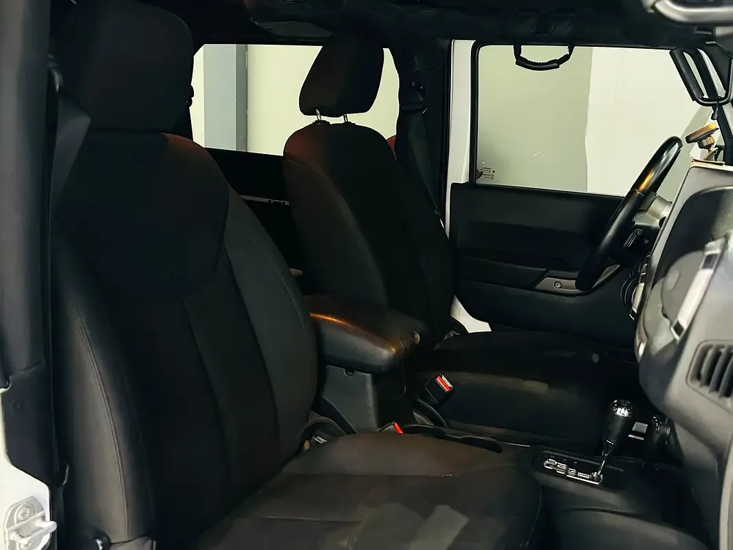 Jeep Wrangler 3.6 AT (284 حصان) - 8