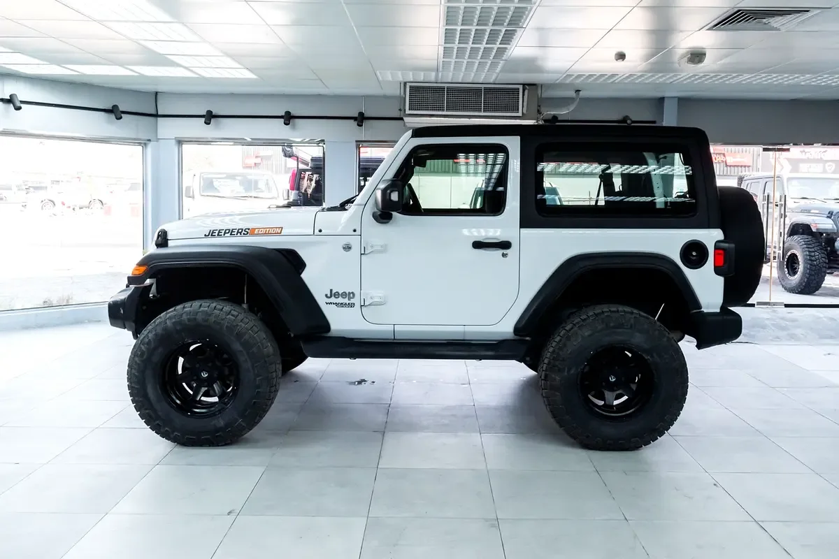 Jeep Wrangler 3.6 AT (284 حصان) - 4
