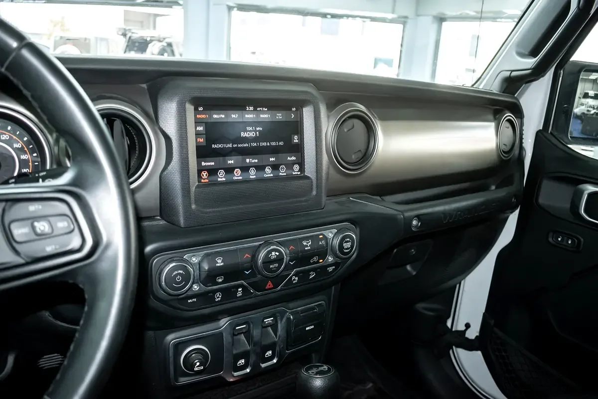 Jeep Wrangler 3.6 AT (284 حصان) - 13