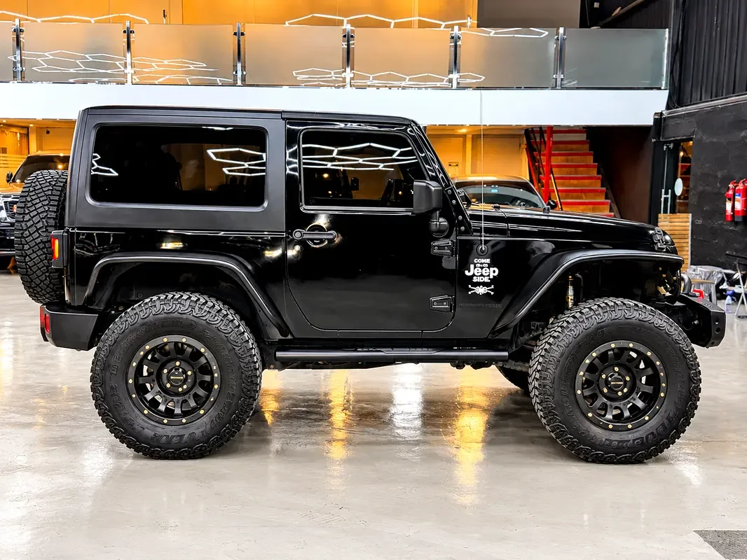 Jeep Wrangler 3.6 AT (284 حصان) - 9
