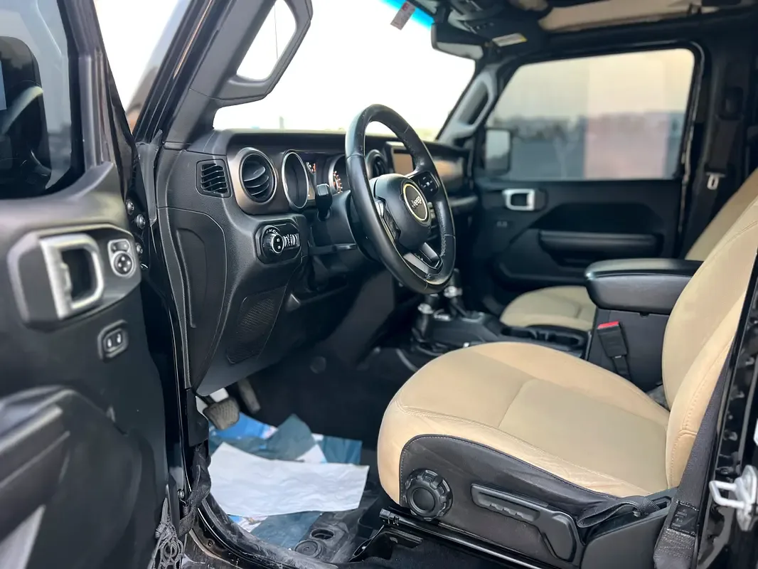 Jeep Wrangler 3.6 AT (286 حصان) - 11