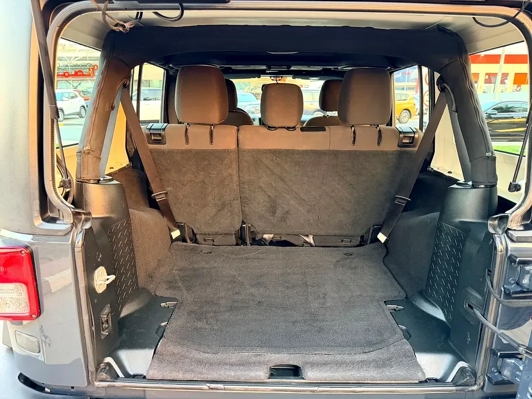 Jeep Wrangler 3.6 AT (286 حصان) - 9