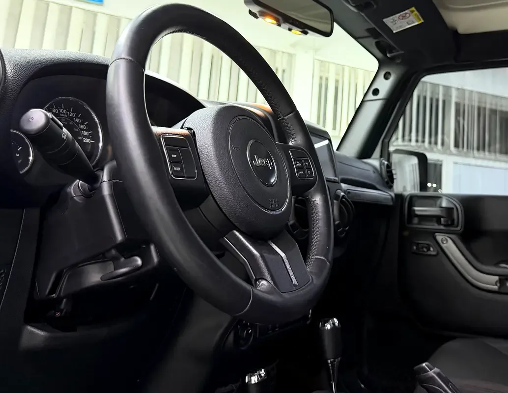 Jeep Wrangler 3.6 AT (286 hp) - 7