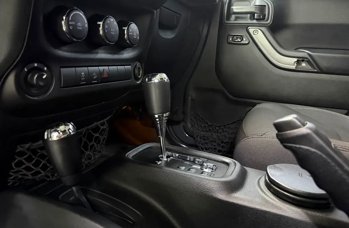 Jeep Wrangler 3.6 AT (286 hp) - 11