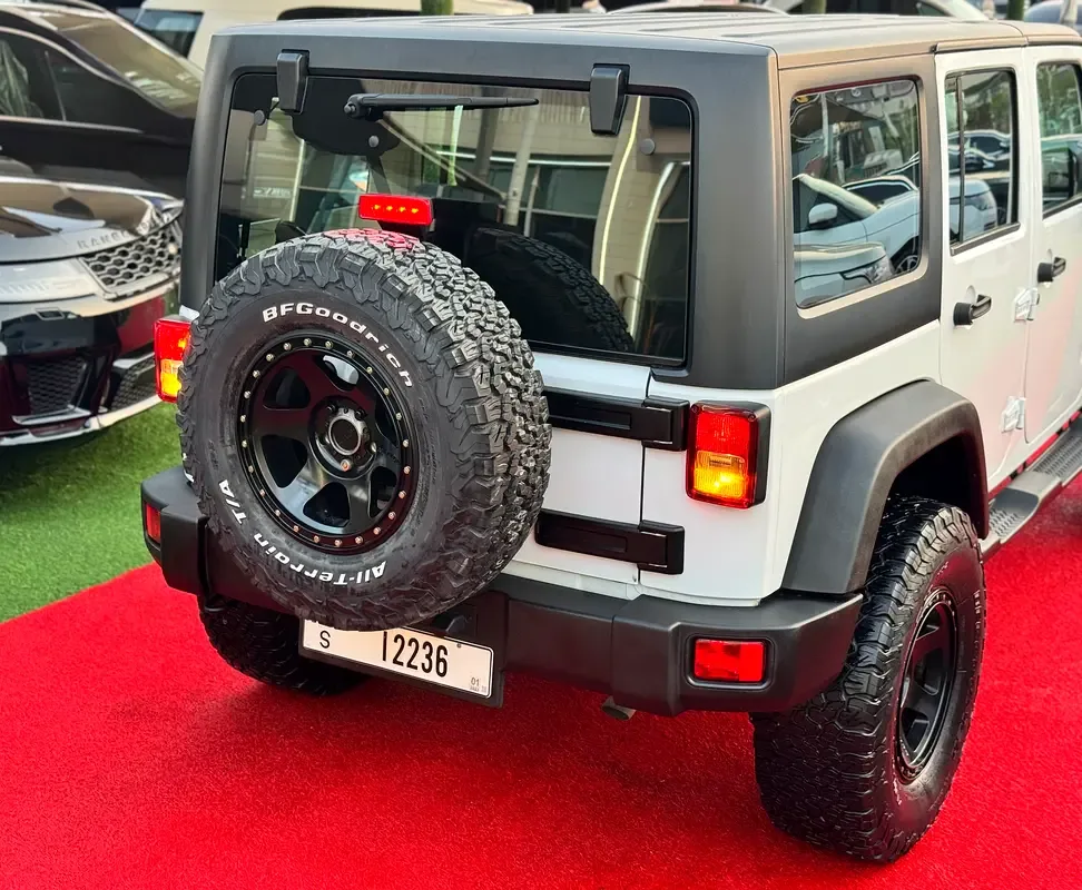 Jeep Wrangler 3.6 AT (286 hp) - 12