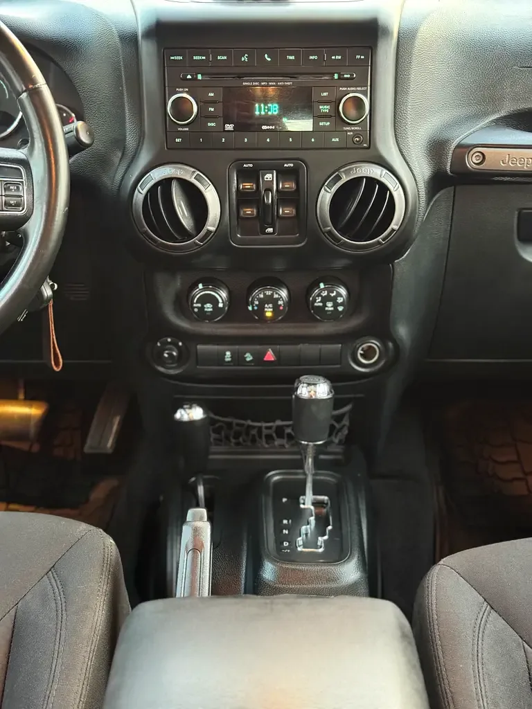 Jeep Wrangler 3.6 AT (286 hp) - 15