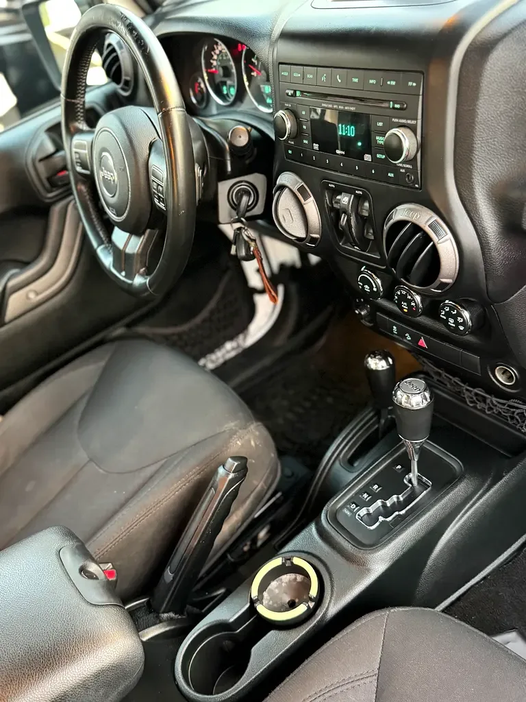 Jeep Wrangler 3.6 AT (286 hp) - 17
