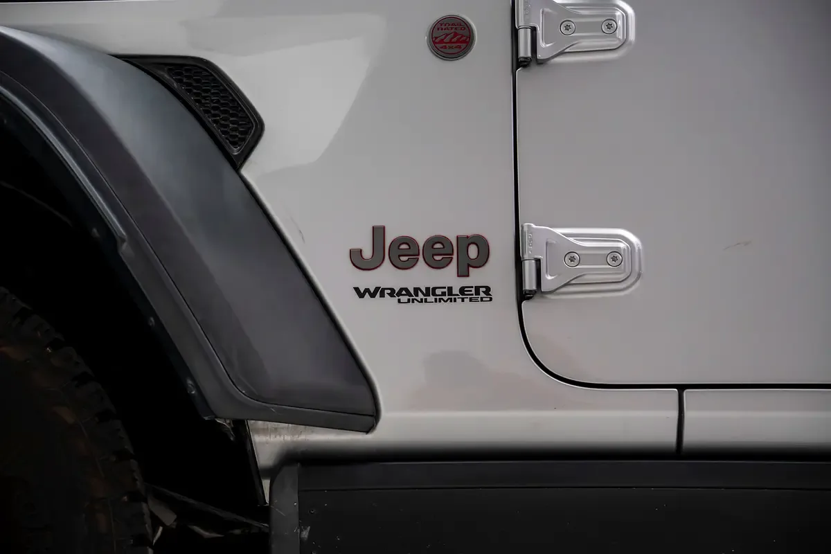 Jeep Wrangler 3.6 AT (286 hp) - 19